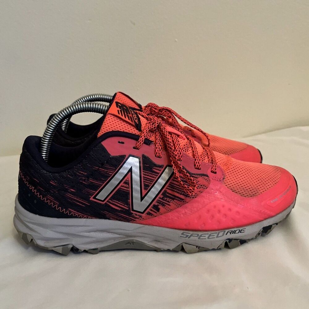 New Balance Women’s 690 V2 WT690LG2 Pink Speed Ride Running Shoe Sneakers- 8.5